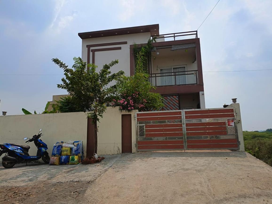 Ezhilagam Stays Chennai Exterior photo